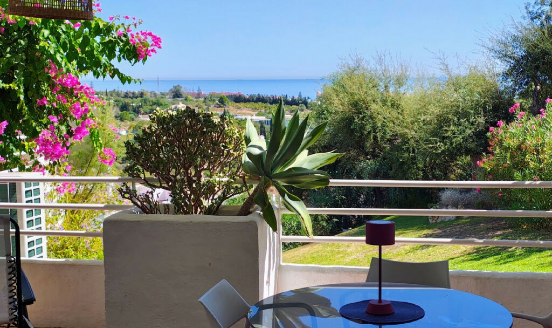 Resale - Apartment -
Selwo