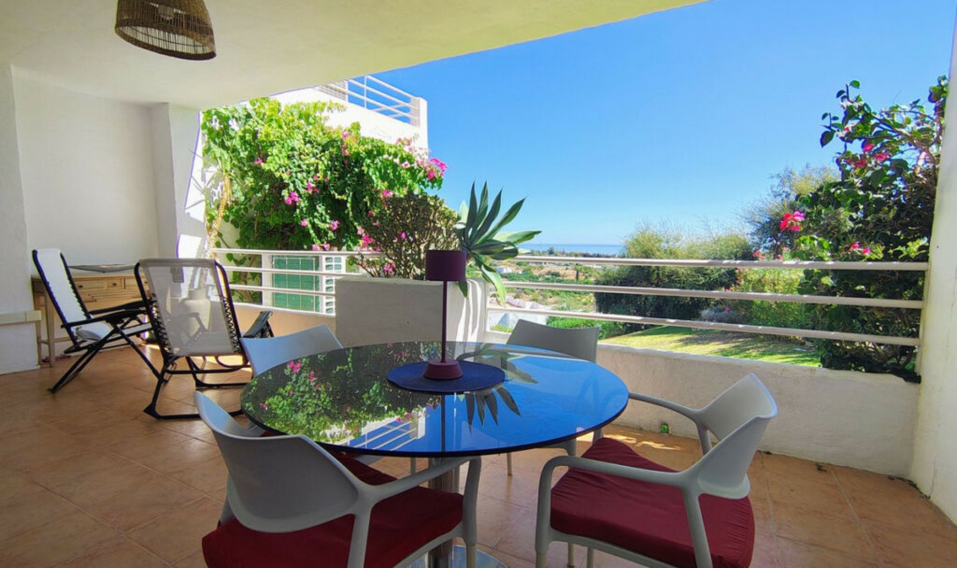 Resale - Apartment -
Selwo