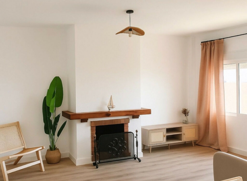 Resale - Apartment -
Selwo