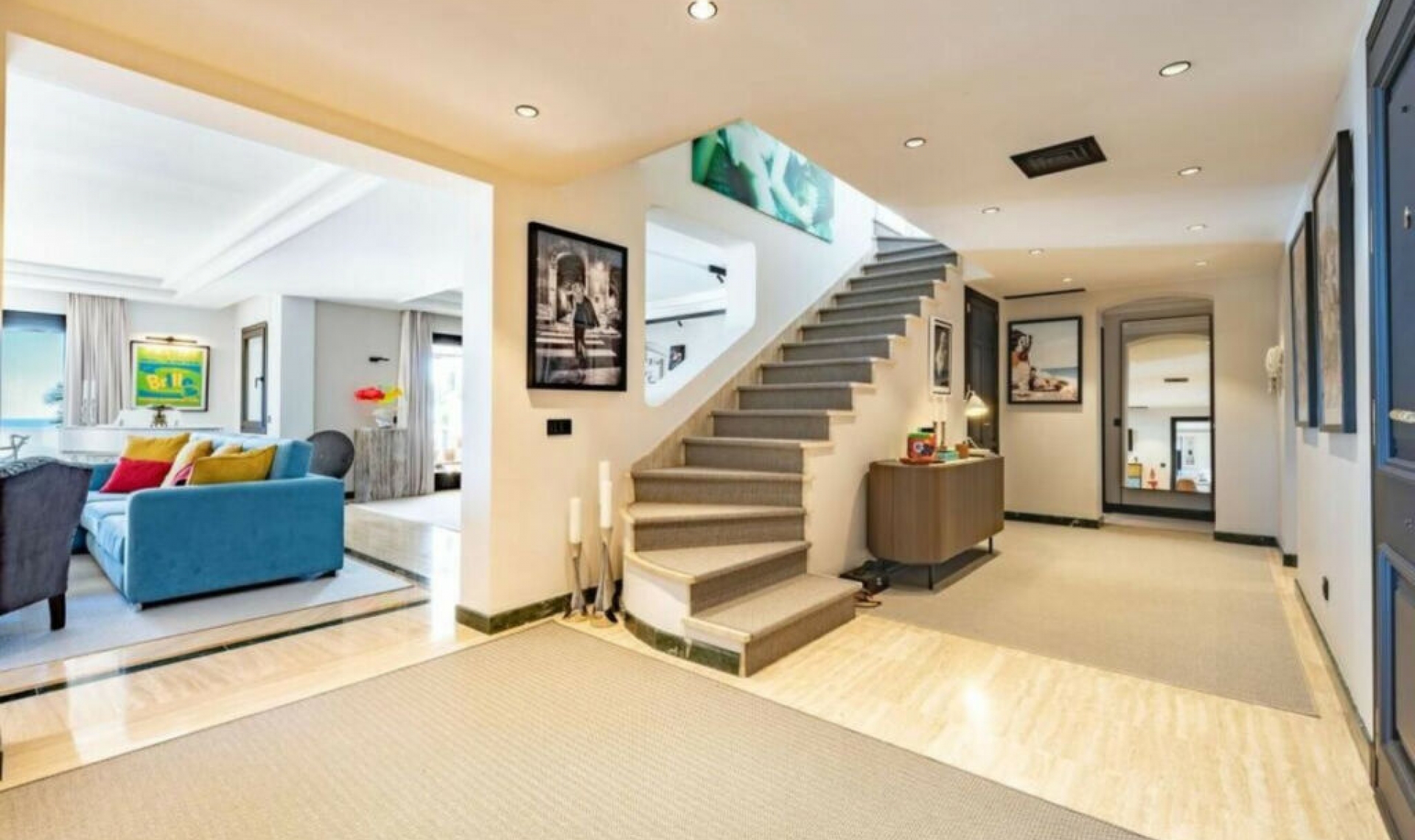 Resale - Apartment -
Sierra Blanca