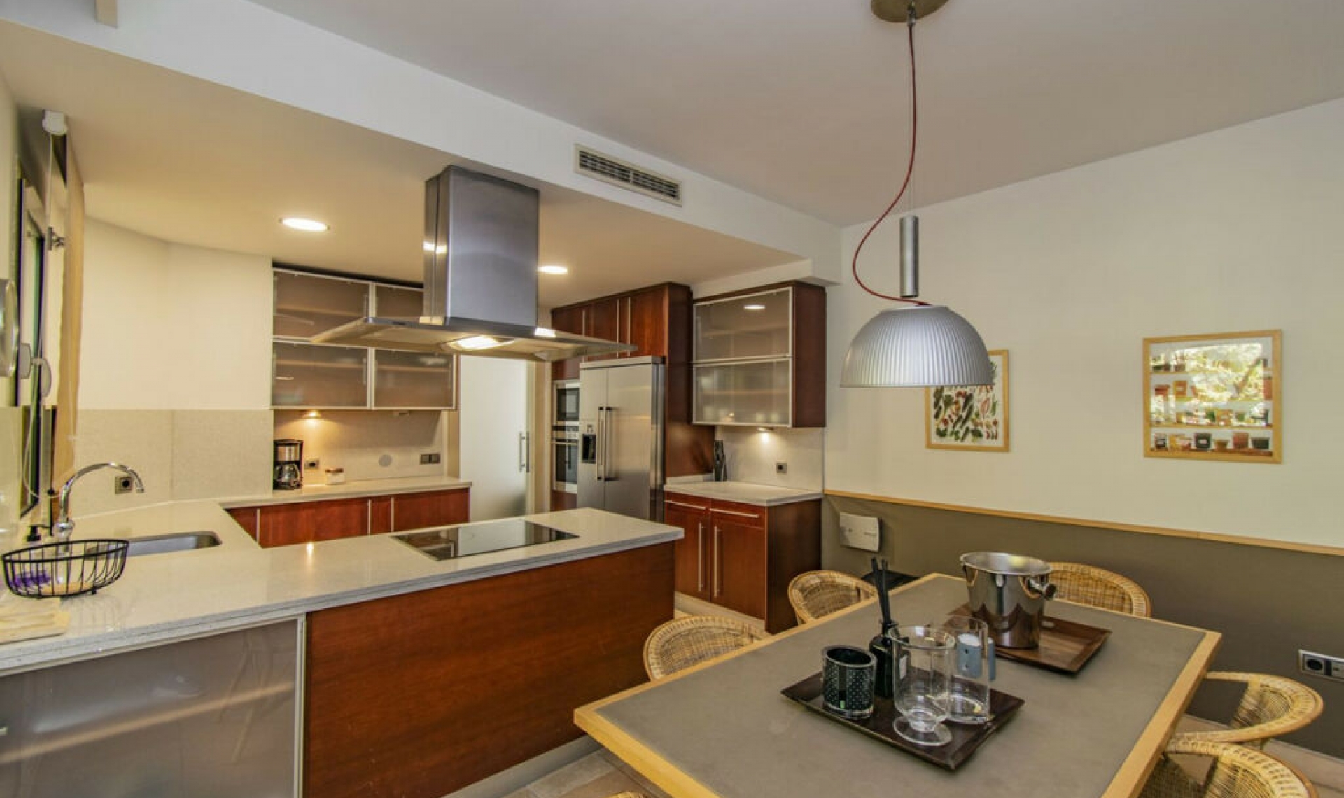 Resale - Apartment -
Sierra Blanca
