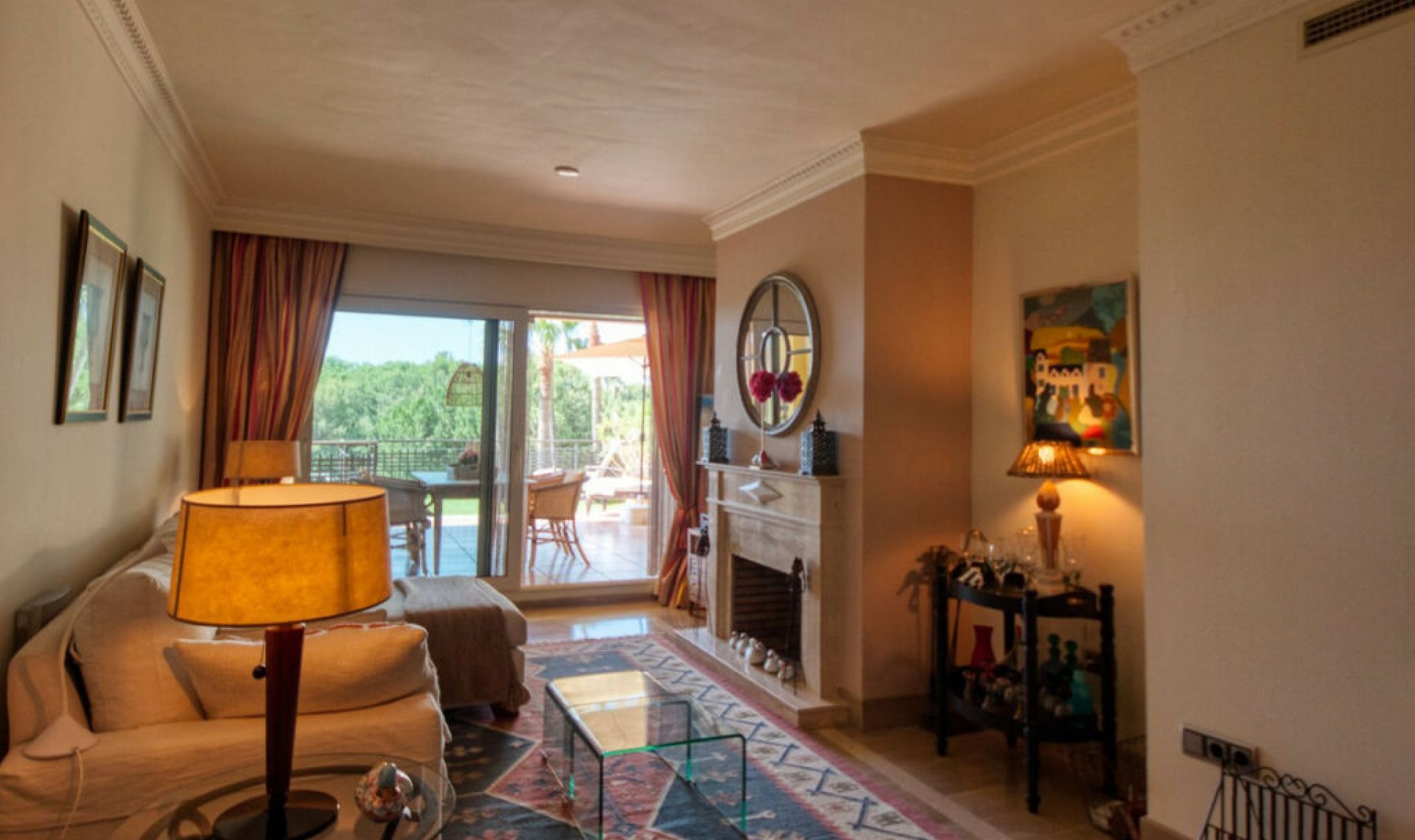 Resale - Apartment -
Sierra Blanca