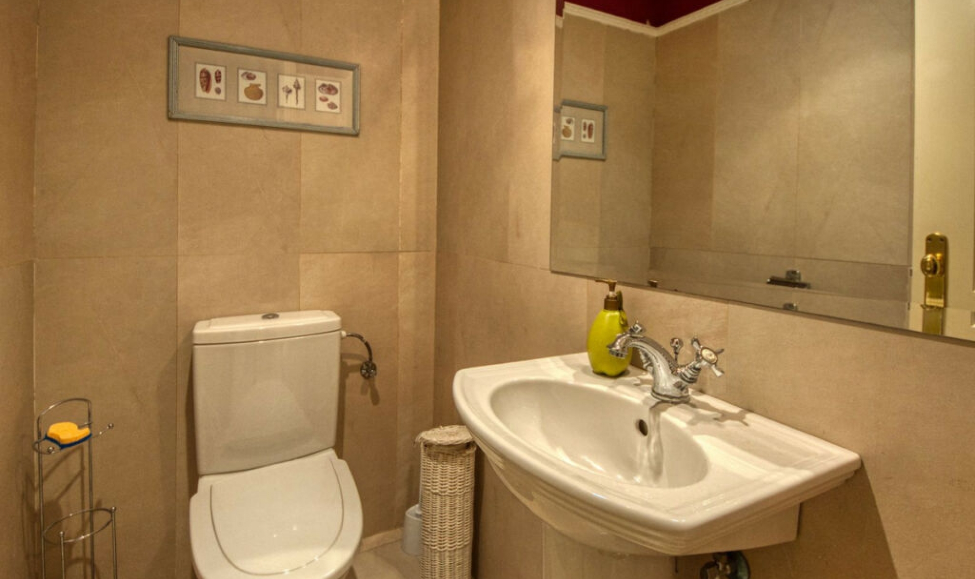 Resale - Apartment -
Sierra Blanca