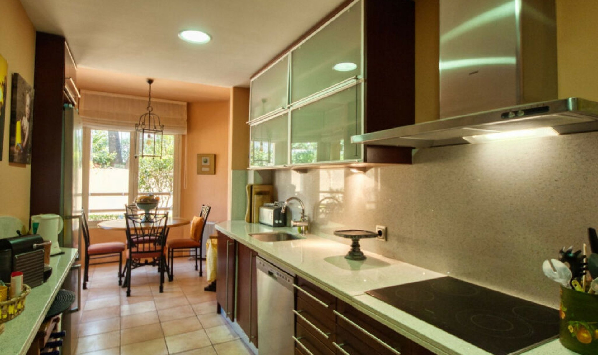 Resale - Apartment -
Sierra Blanca