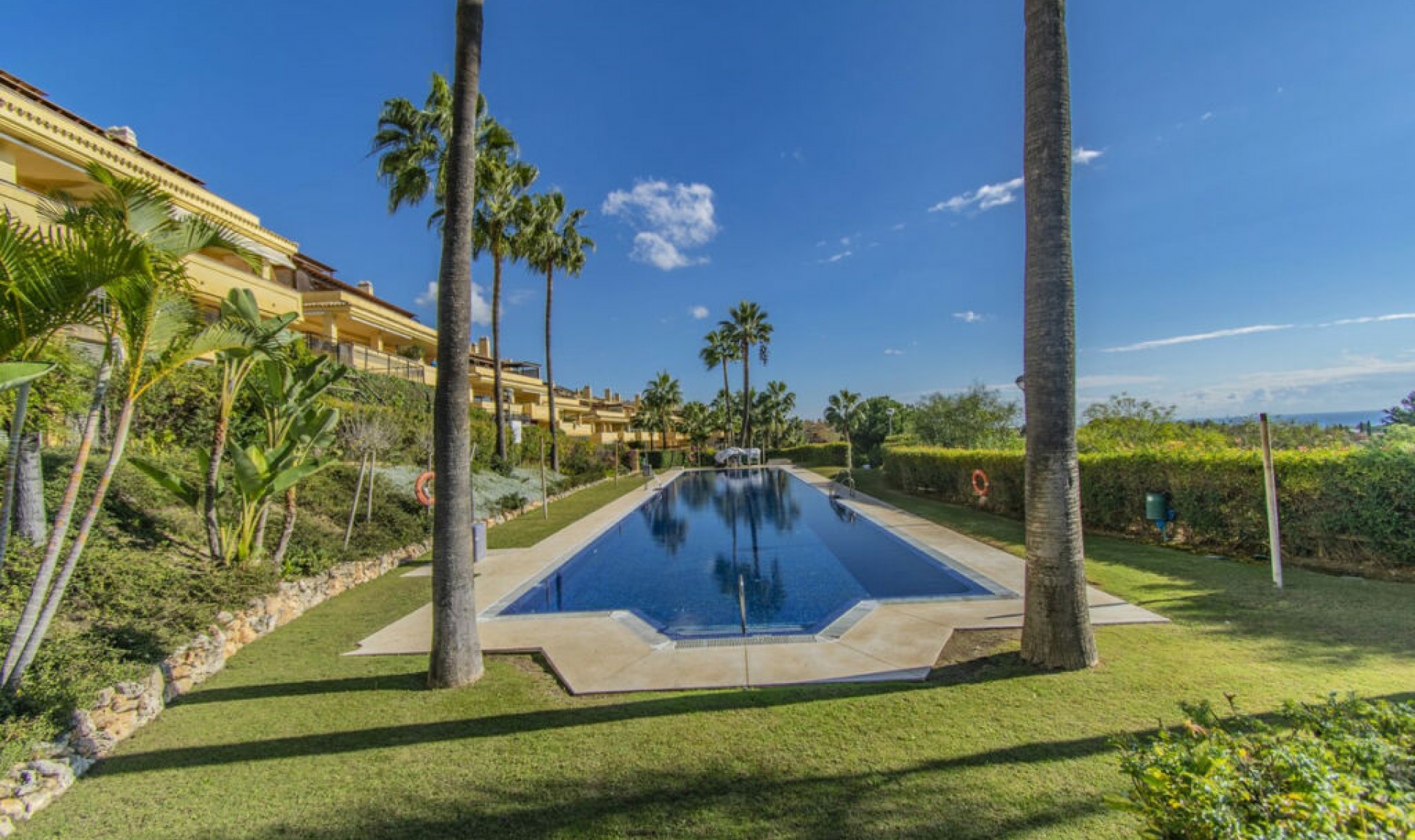 Resale - Apartment -
Sierra Blanca