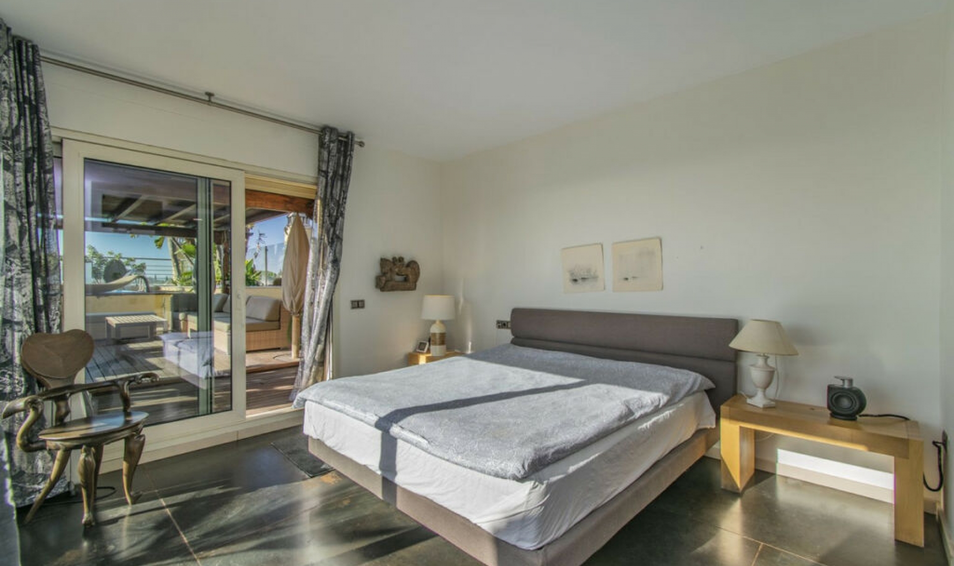 Resale - Apartment -
Sierra Blanca