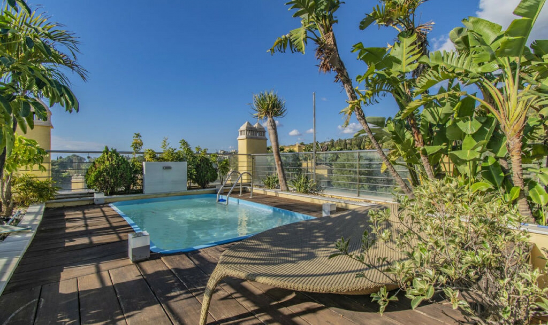 Resale - Apartment -
Sierra Blanca