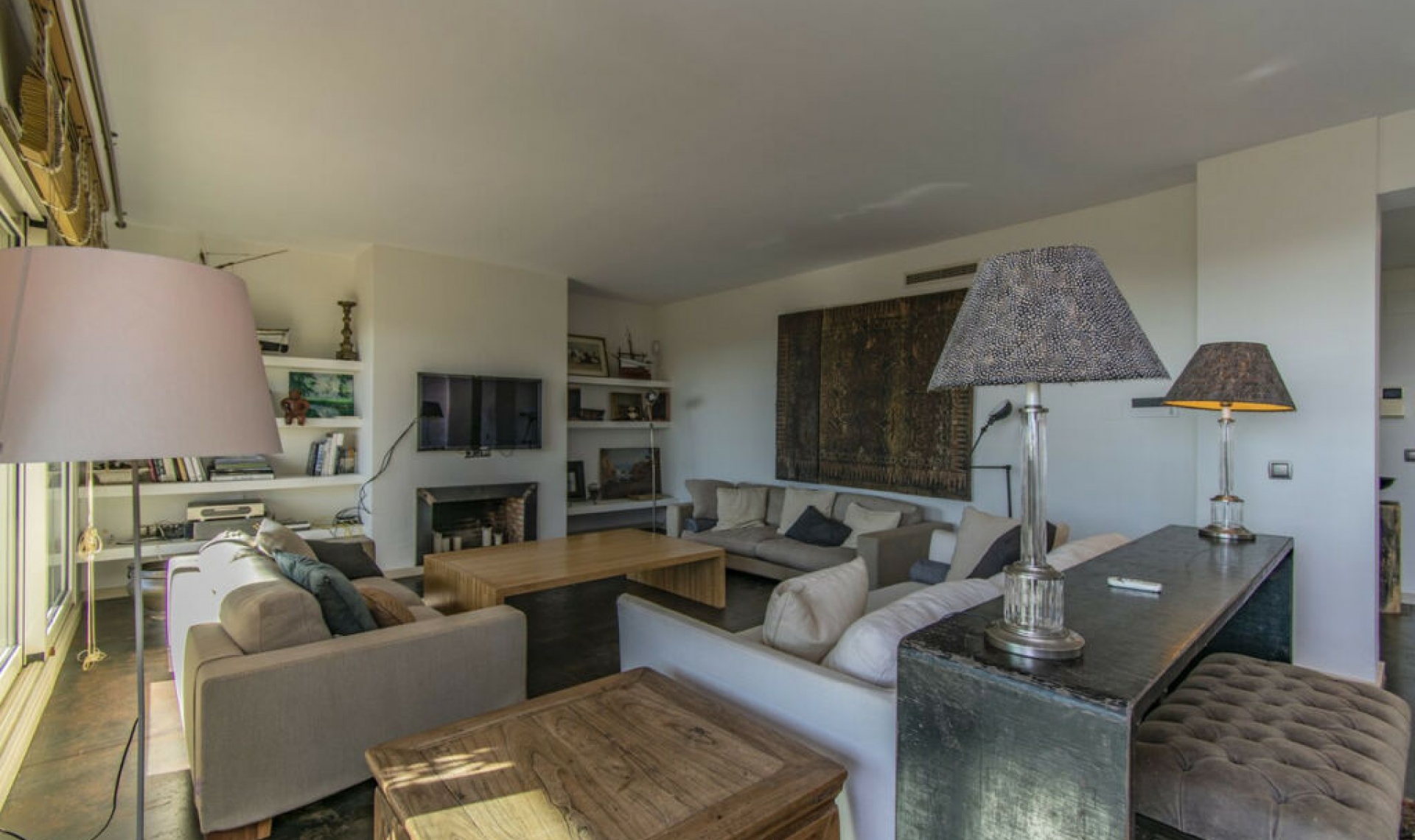 Resale - Apartment -
Sierra Blanca