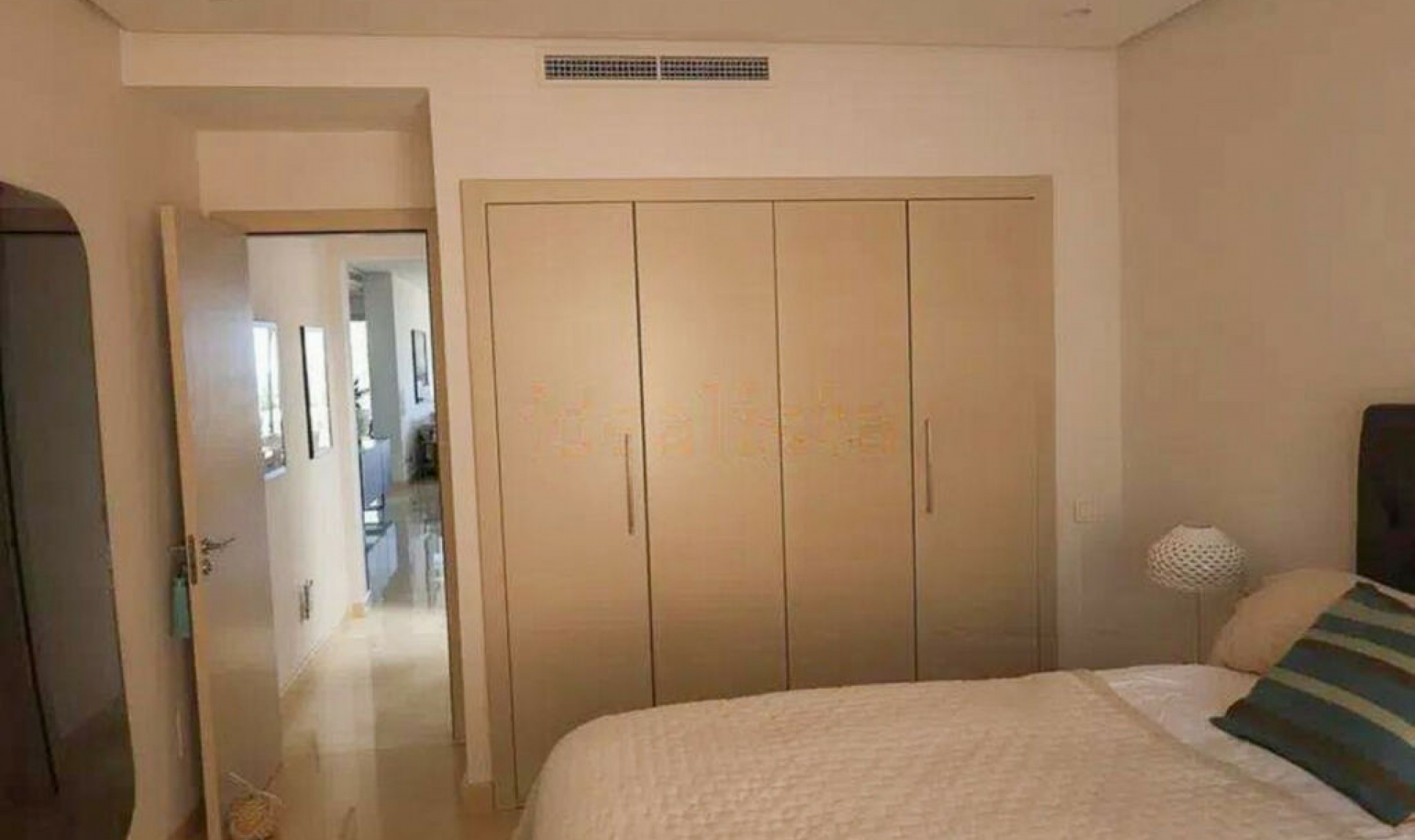 Resale - Apartment -
Sierra Blanca