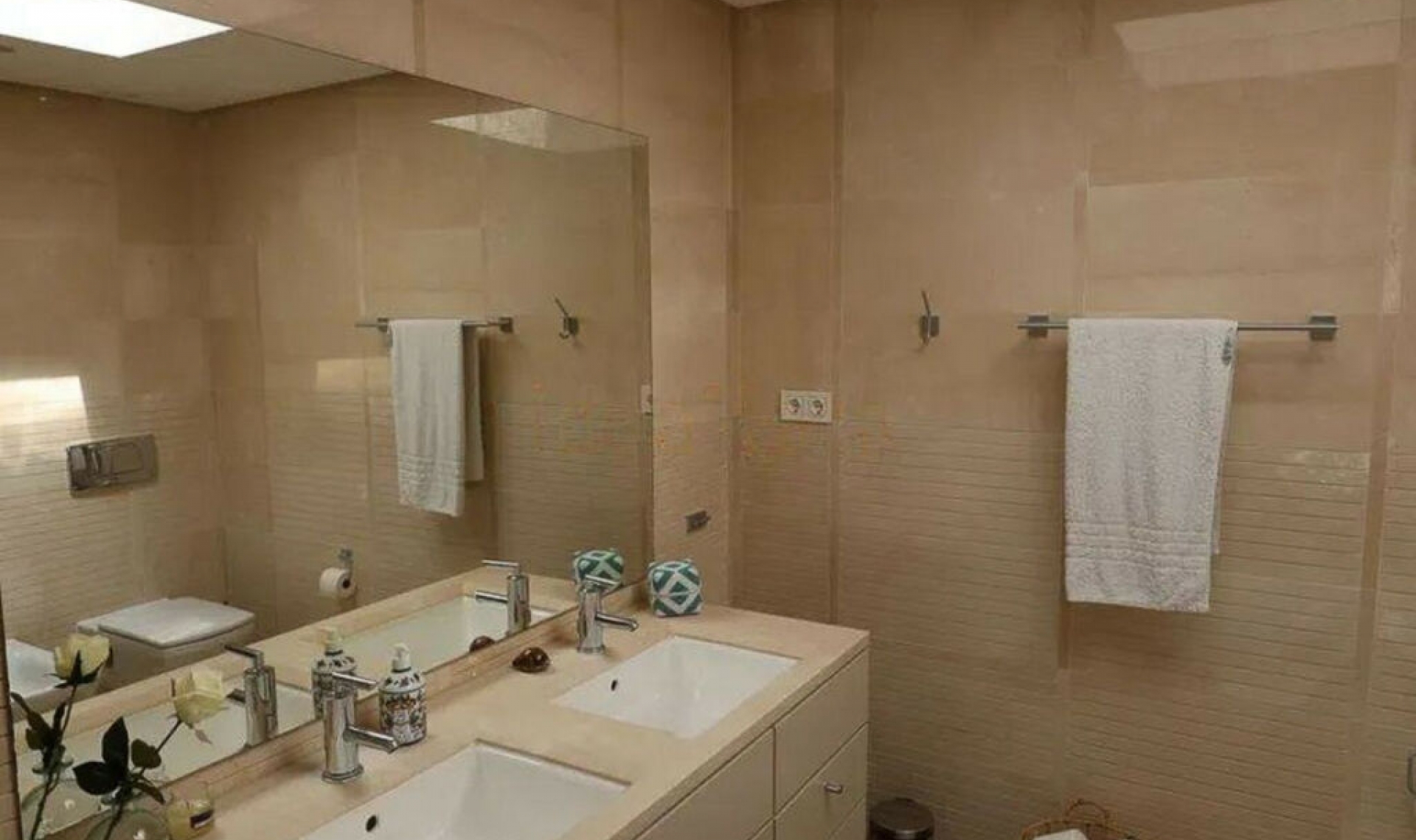 Resale - Apartment -
Sierra Blanca