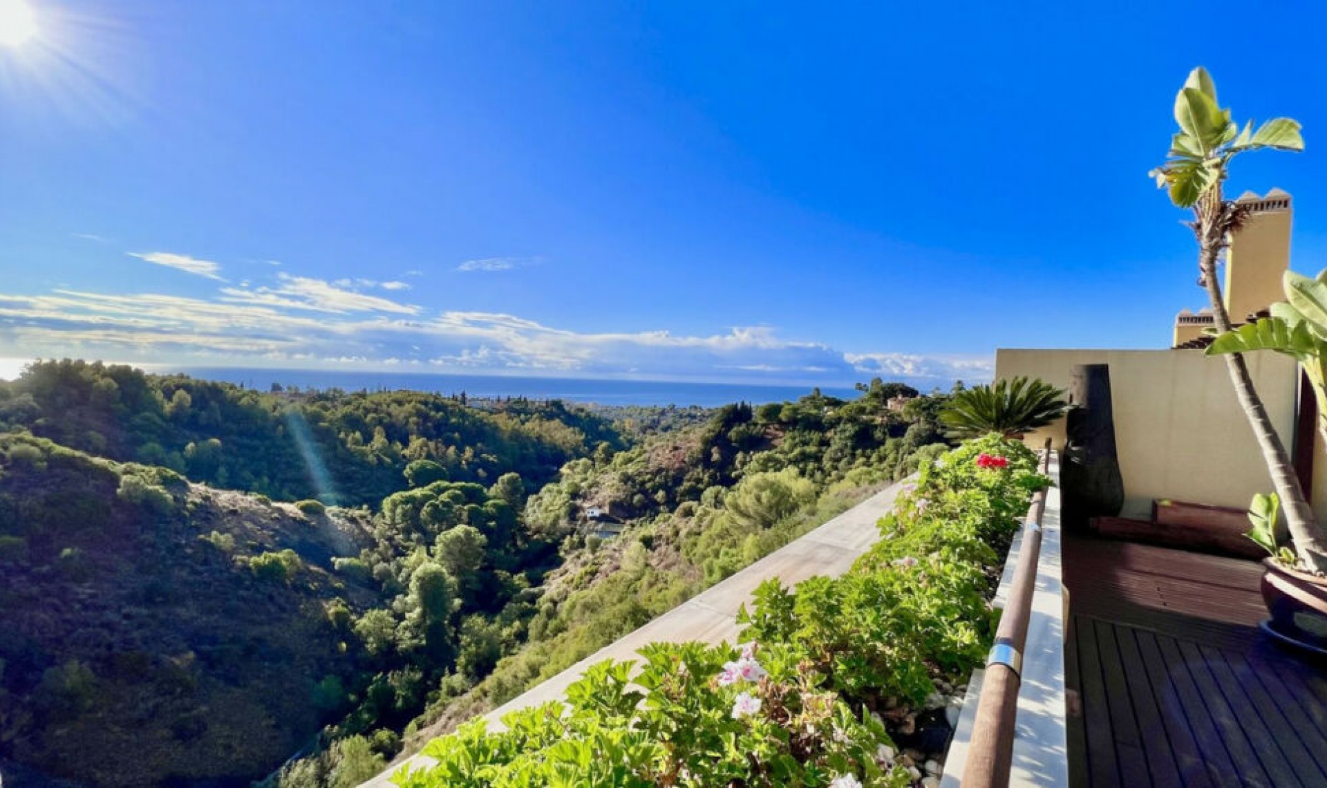 Resale - Apartment -
Sierra Blanca