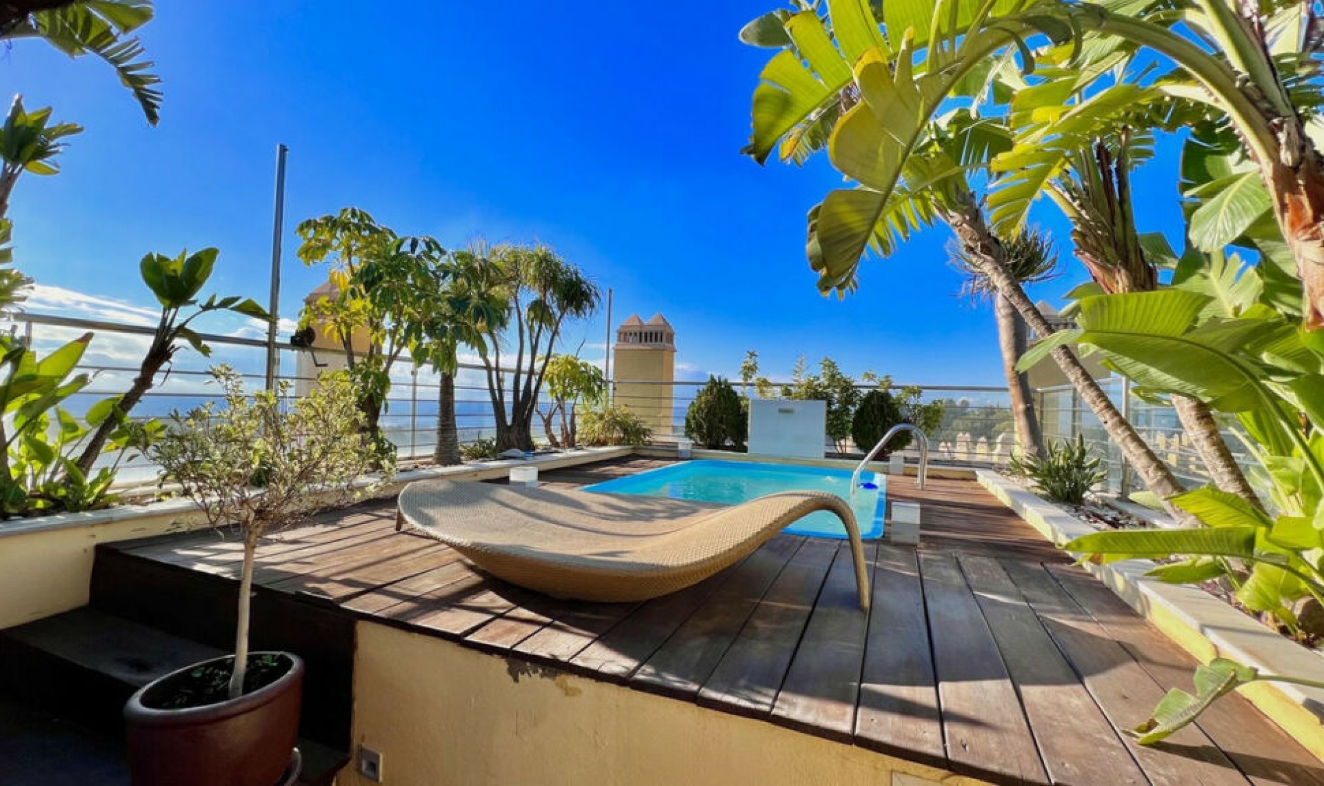 Resale - Apartment -
Sierra Blanca