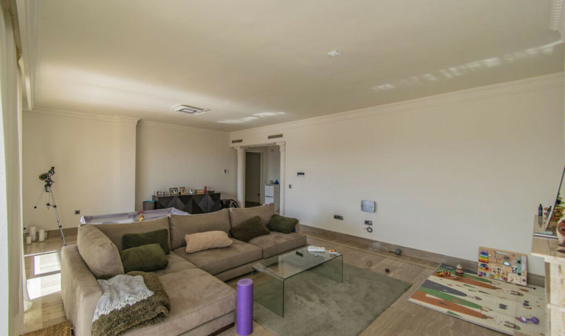 Resale - Apartment -
Sierra Blanca