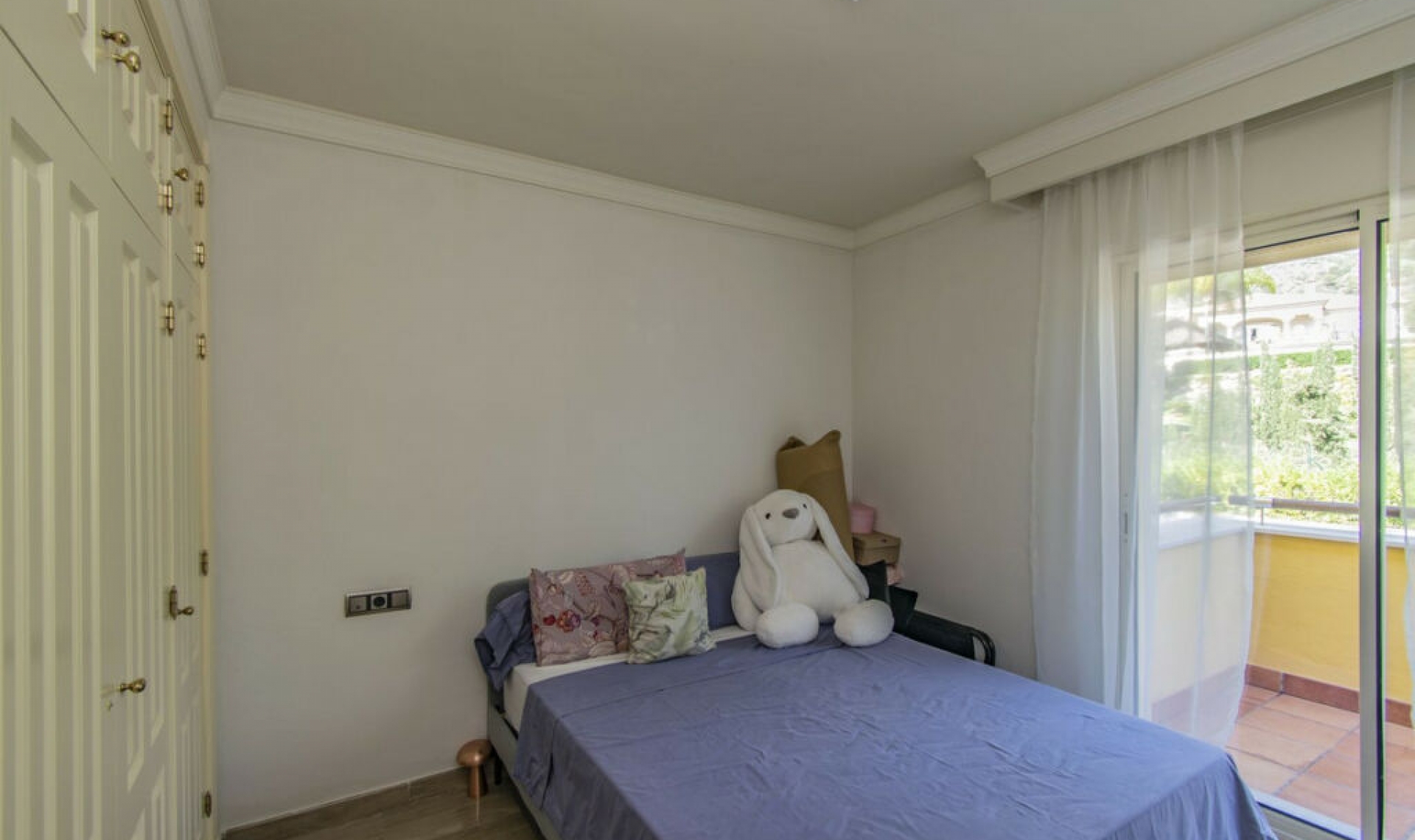 Resale - Apartment -
Sierra Blanca