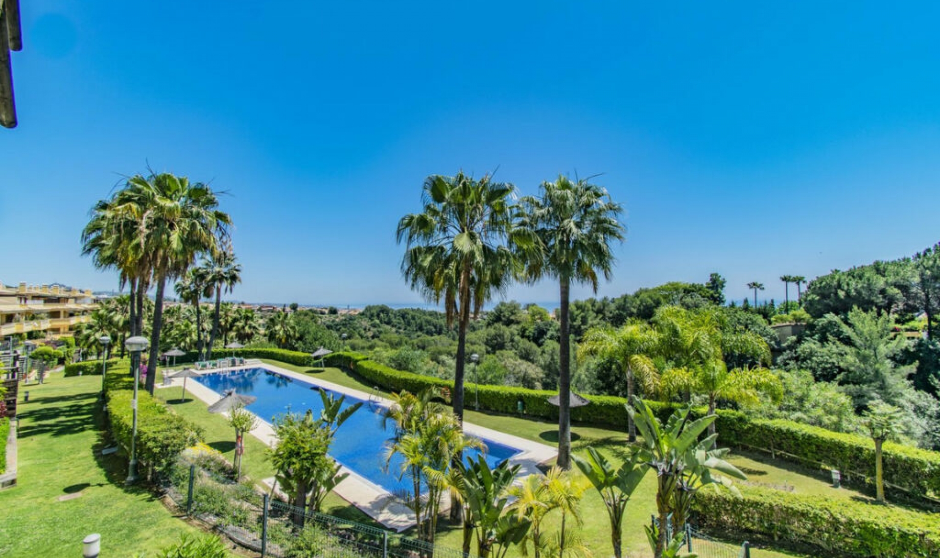 Resale - Apartment -
Sierra Blanca