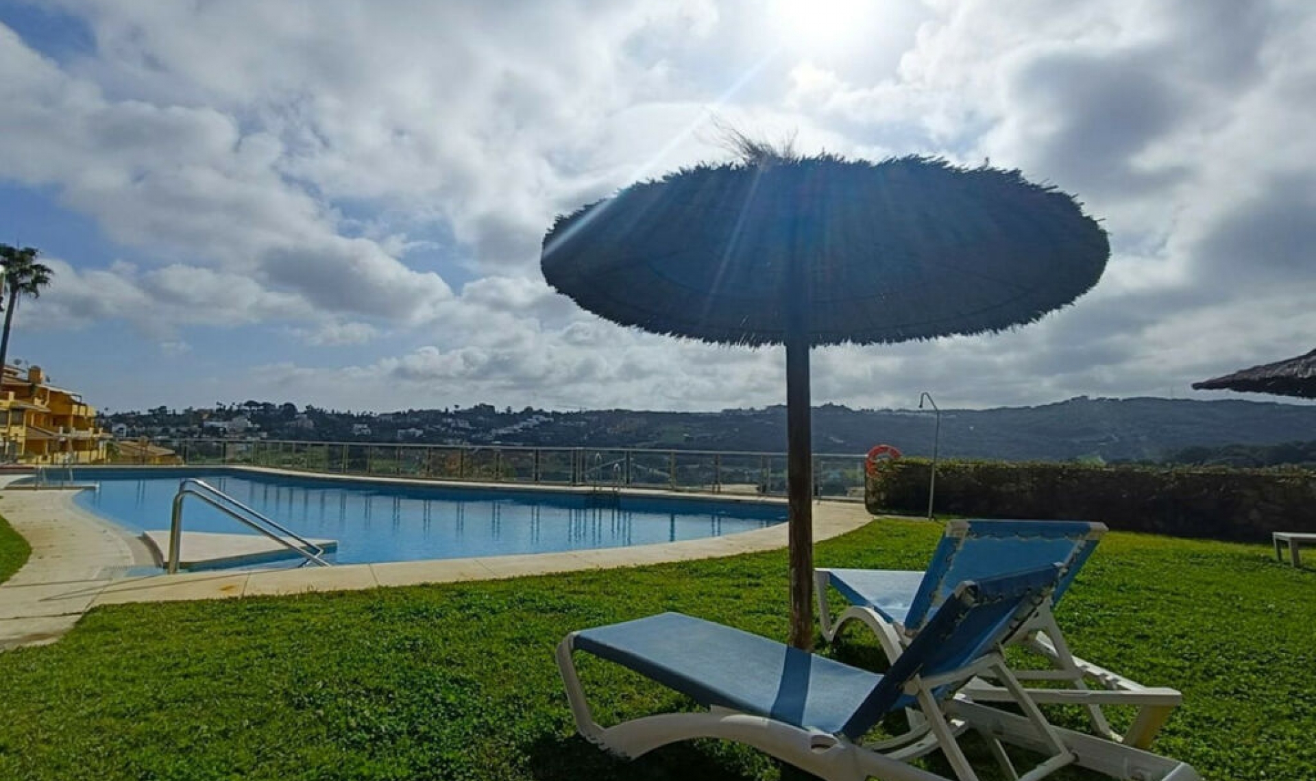 Resale - Apartment -
Sotogrande Alto