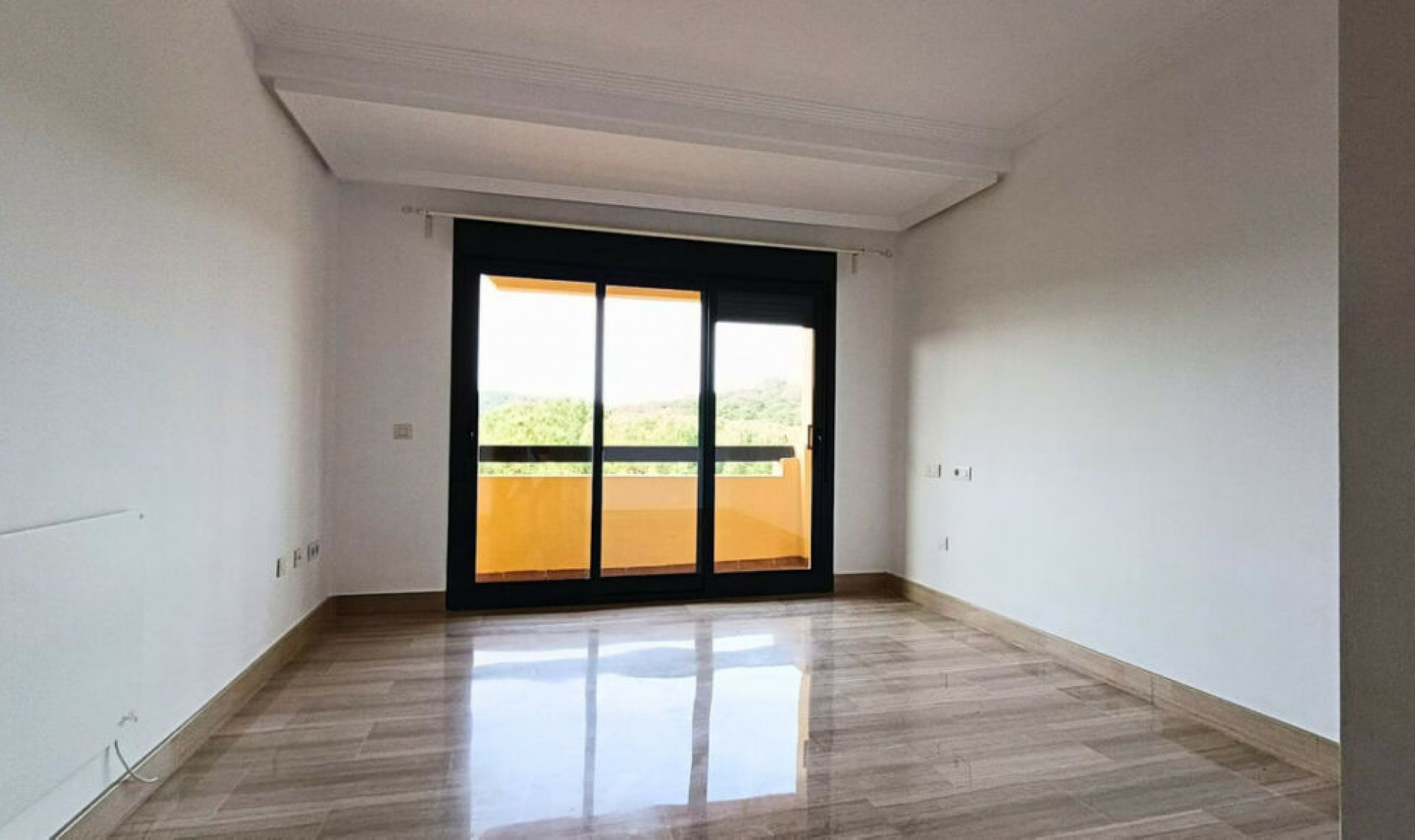 Resale - Apartment -
Sotogrande Alto