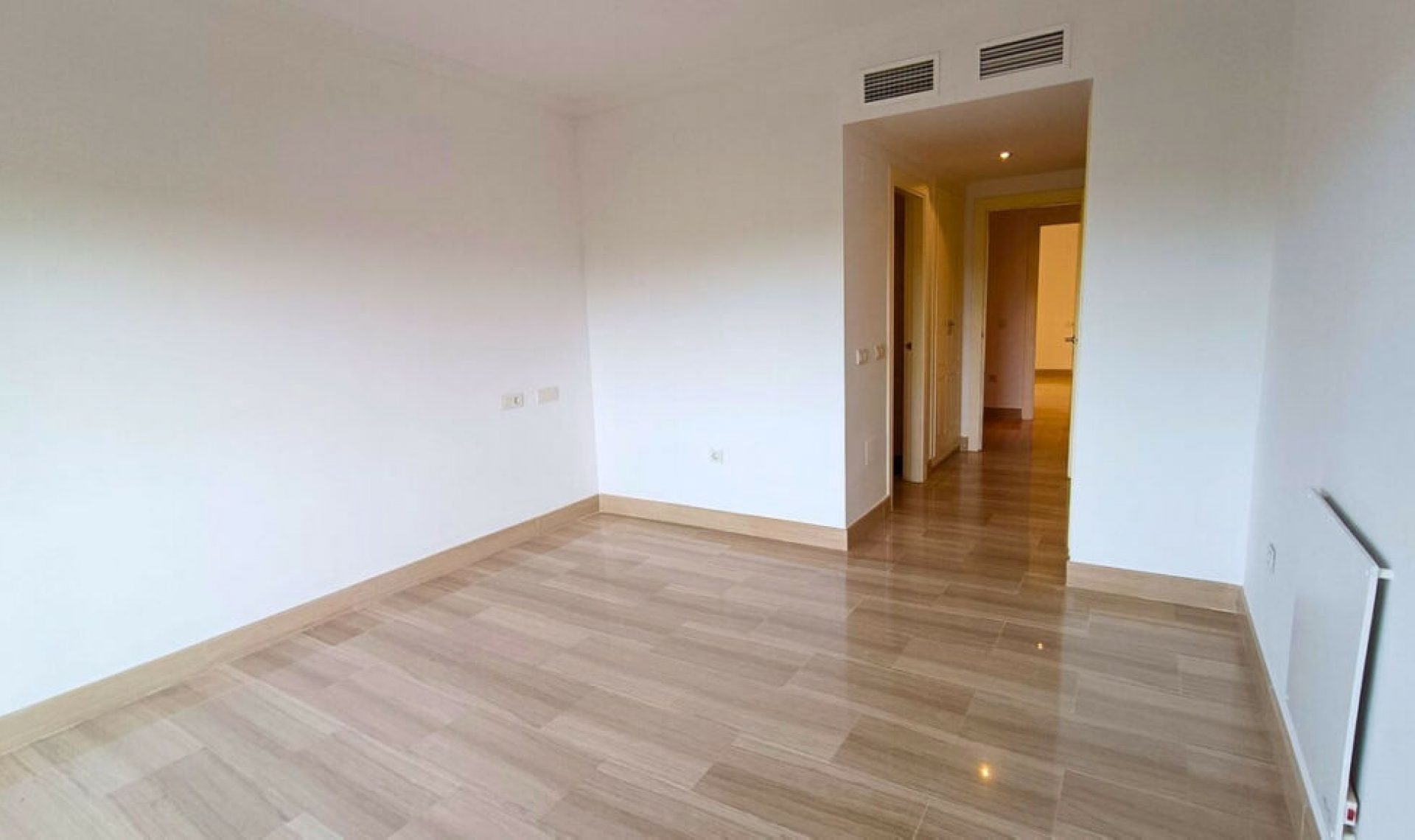 Resale - Apartment -
Sotogrande Alto