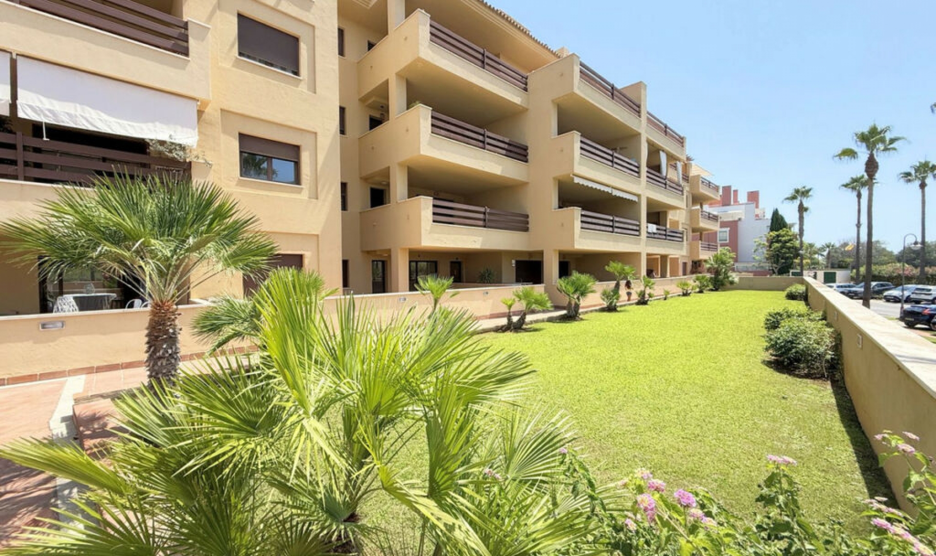 Resale - Apartment -
Sotogrande Costa