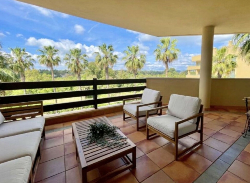 Resale - Apartment -
Sotogrande Costa