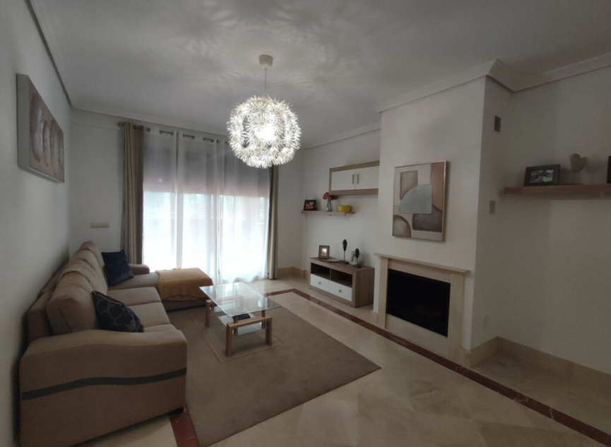 Resale - Apartment -
Sotogrande Marina