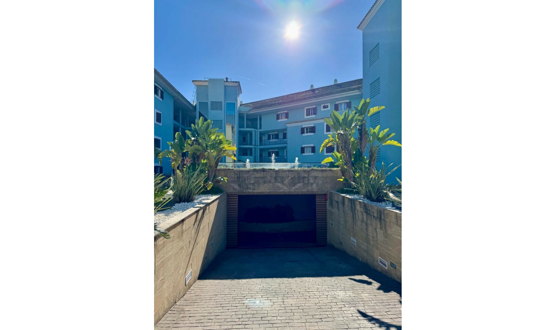 Resale - Apartment -
Sotogrande Marina