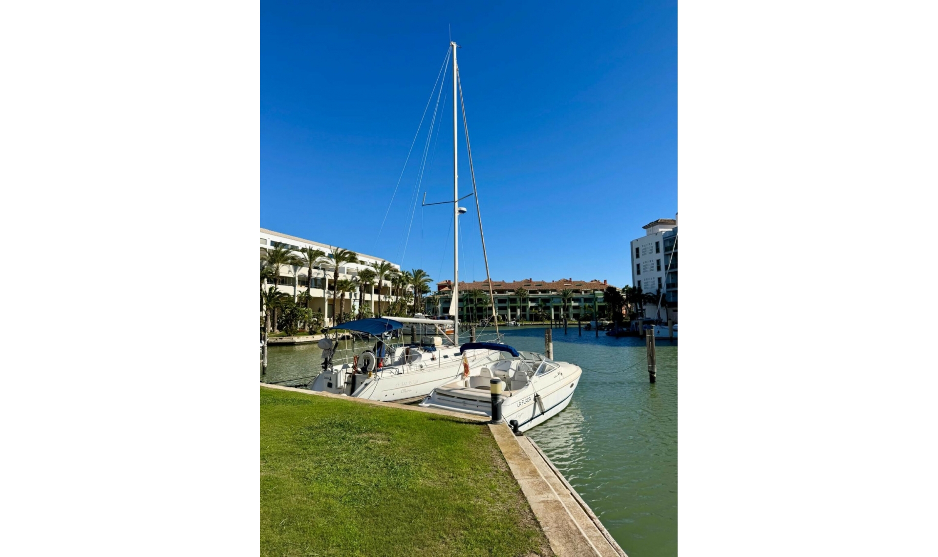 Resale - Apartment -
Sotogrande Marina
