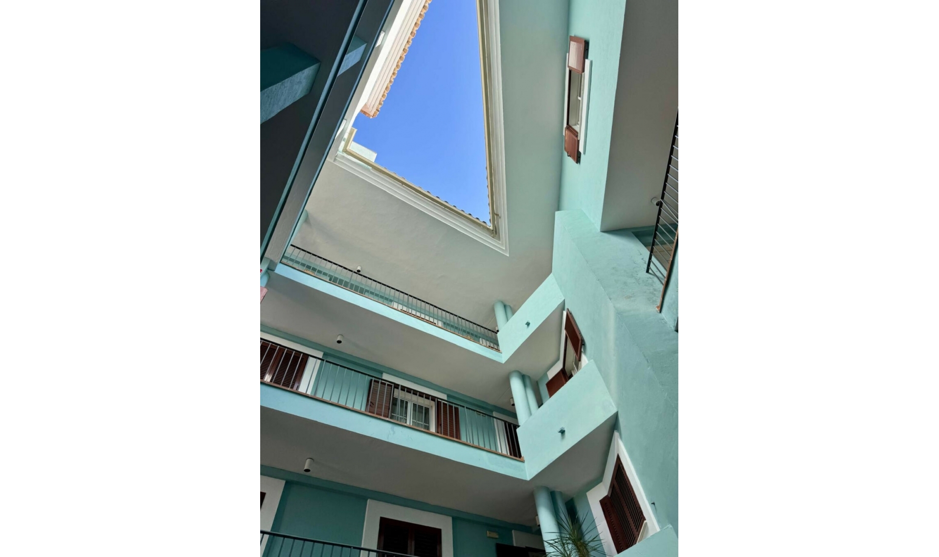 Resale - Apartment -
Sotogrande Marina