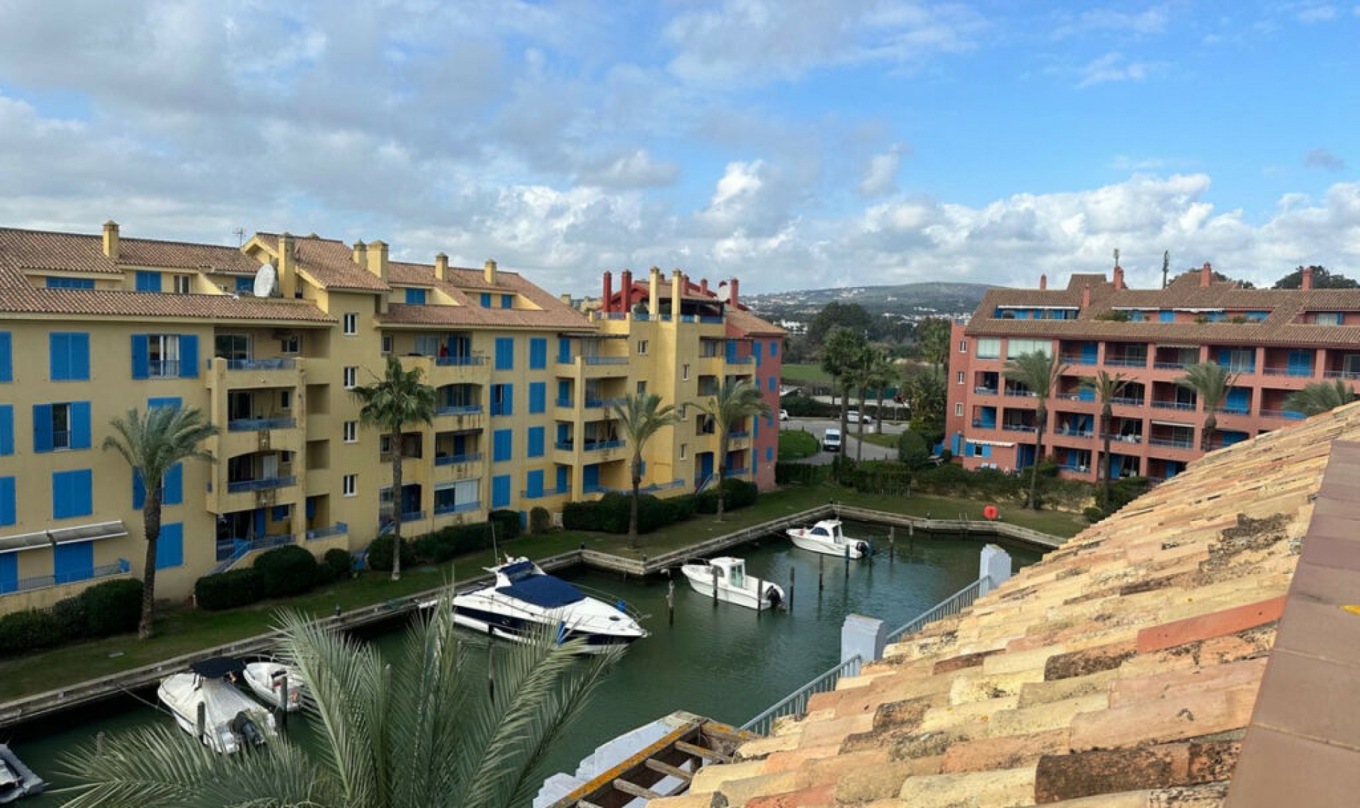 Resale - Apartment -
Sotogrande Marina