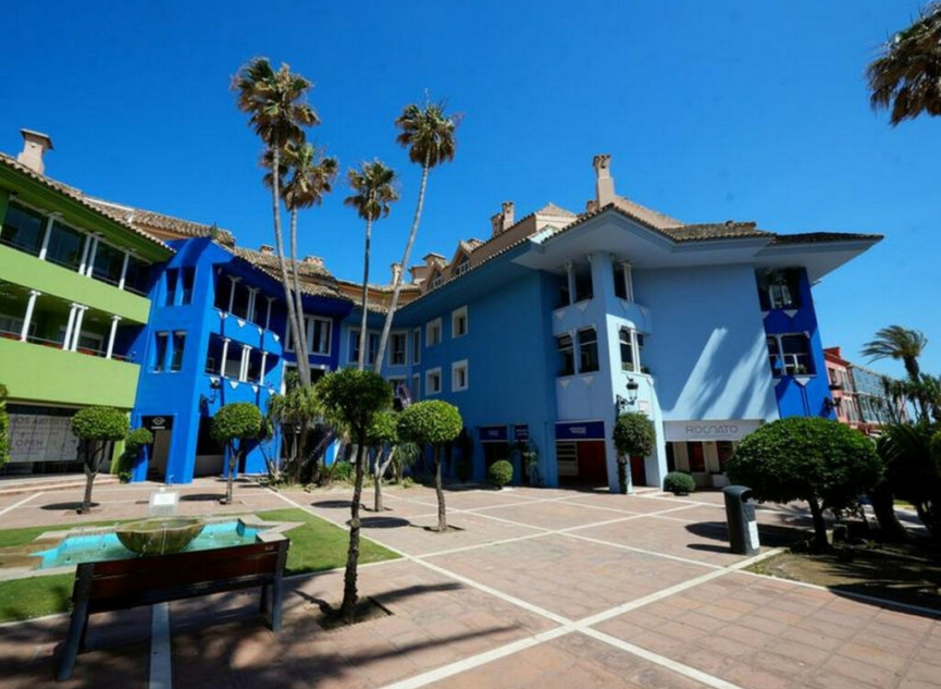 Resale - Apartment -
Sotogrande Marina