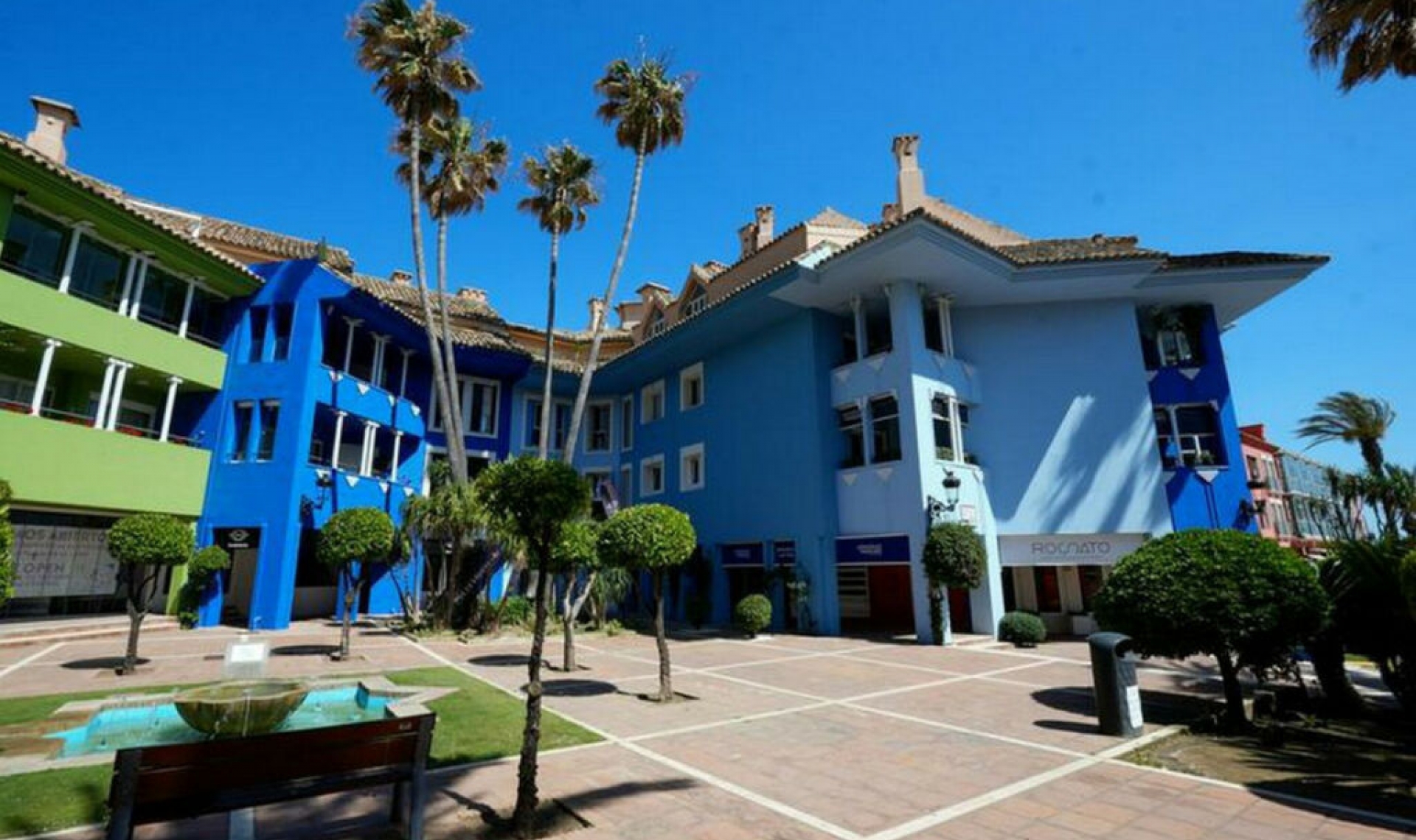 Resale - Apartment -
Sotogrande Marina