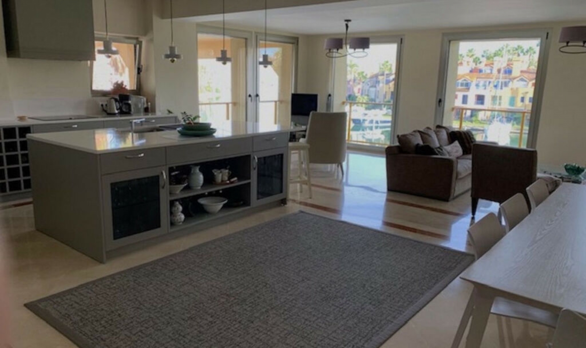 Resale - Apartment -
Sotogrande Marina