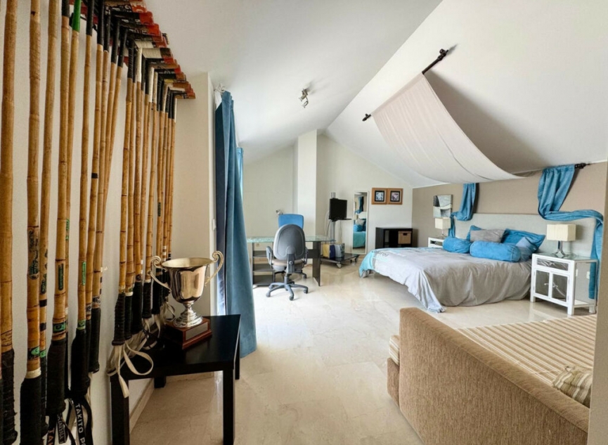 Resale - Apartment -
Sotogrande Marina