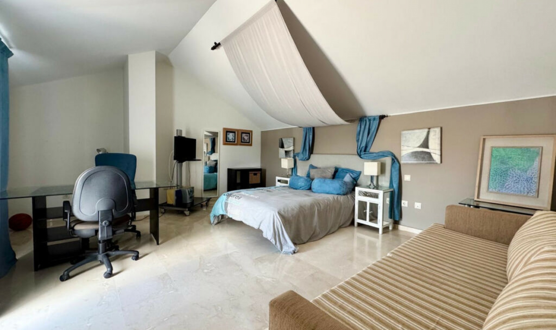 Resale - Apartment -
Sotogrande Marina