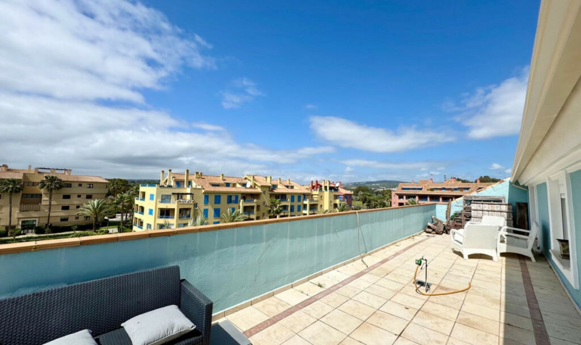 Resale - Apartment -
Sotogrande Marina
