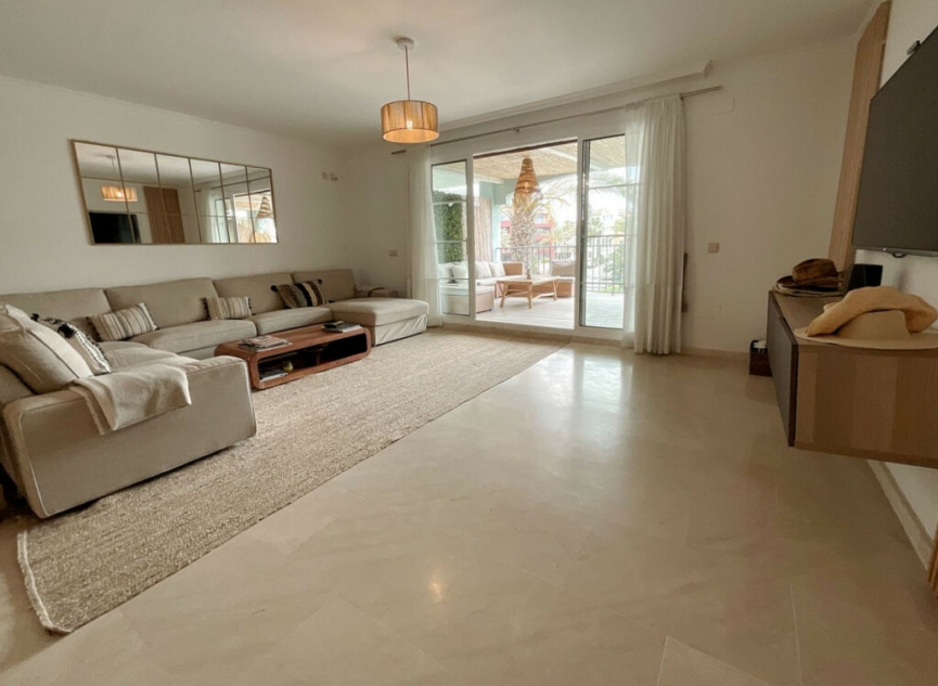 Resale - Apartment -
Sotogrande Marina