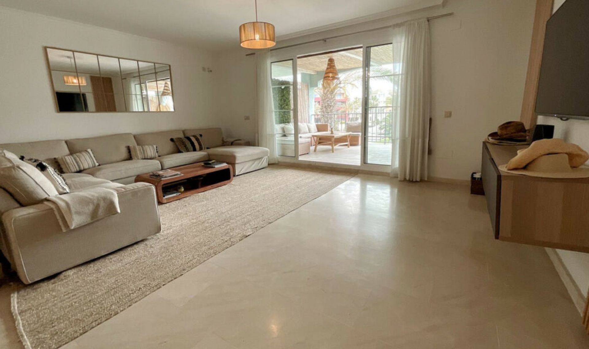 Resale - Apartment -
Sotogrande Marina