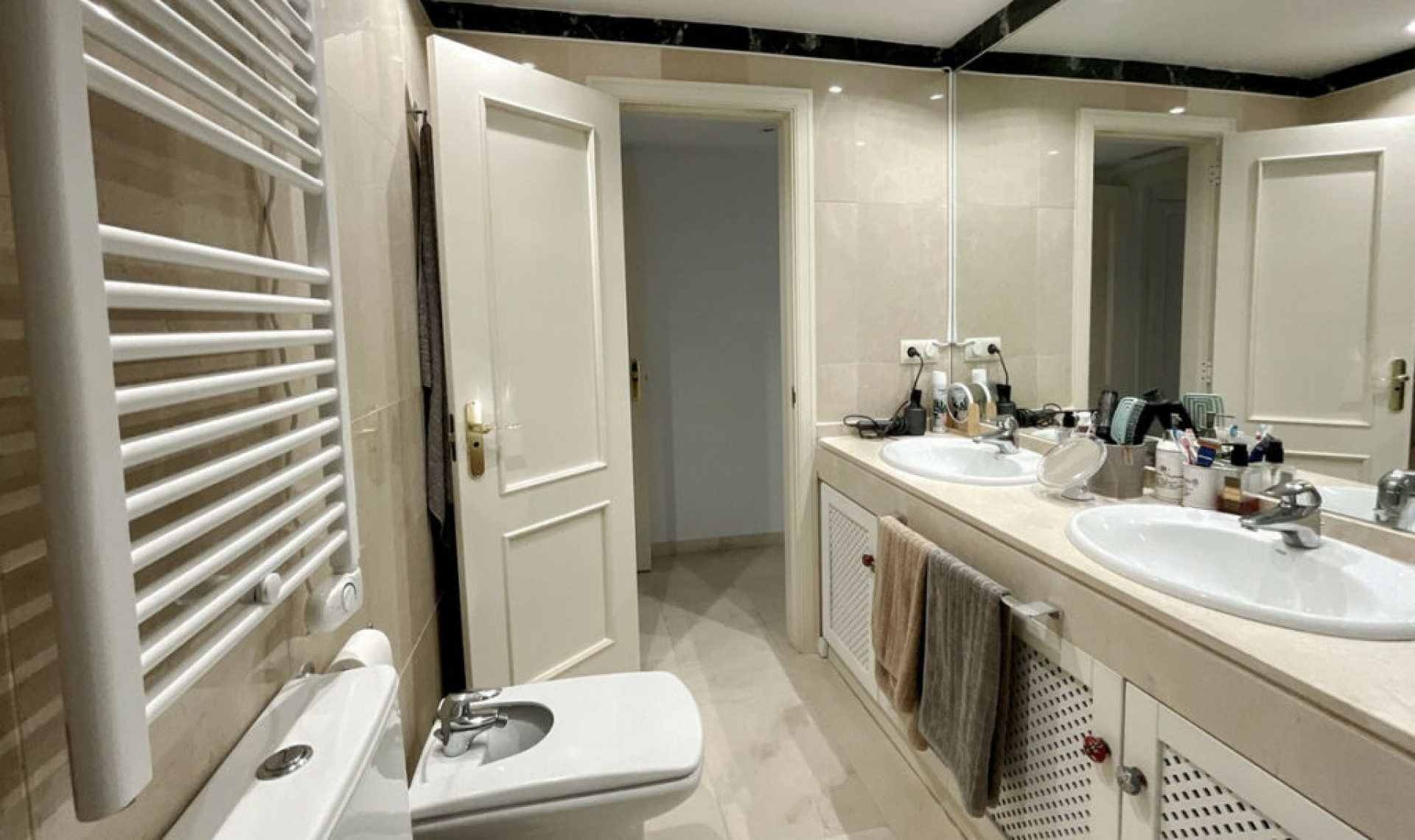Resale - Apartment -
Sotogrande Marina