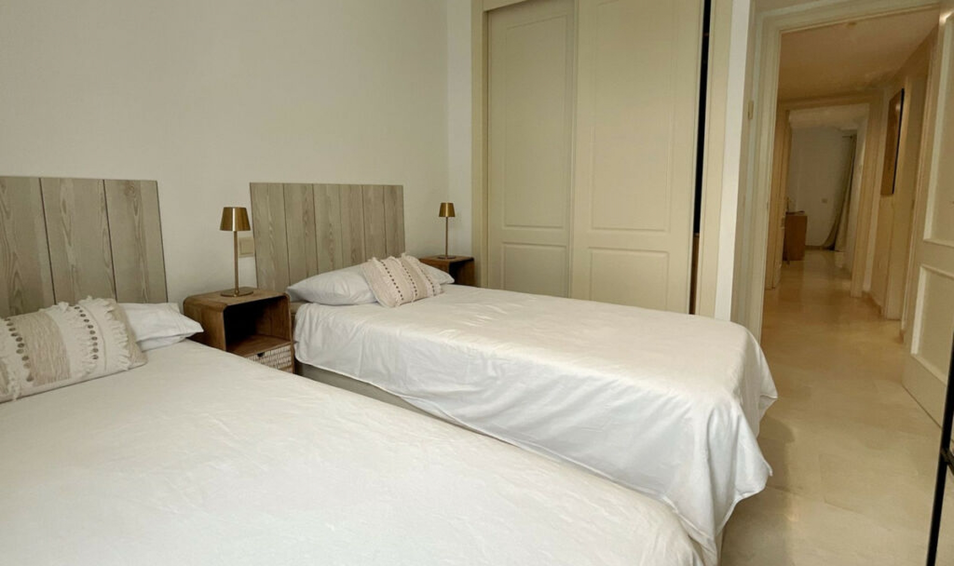 Resale - Apartment -
Sotogrande Marina
