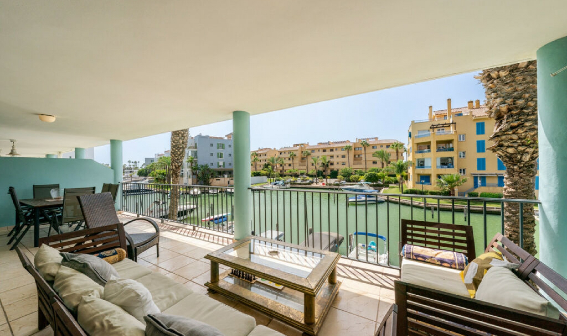 Resale - Apartment -
Sotogrande Marina