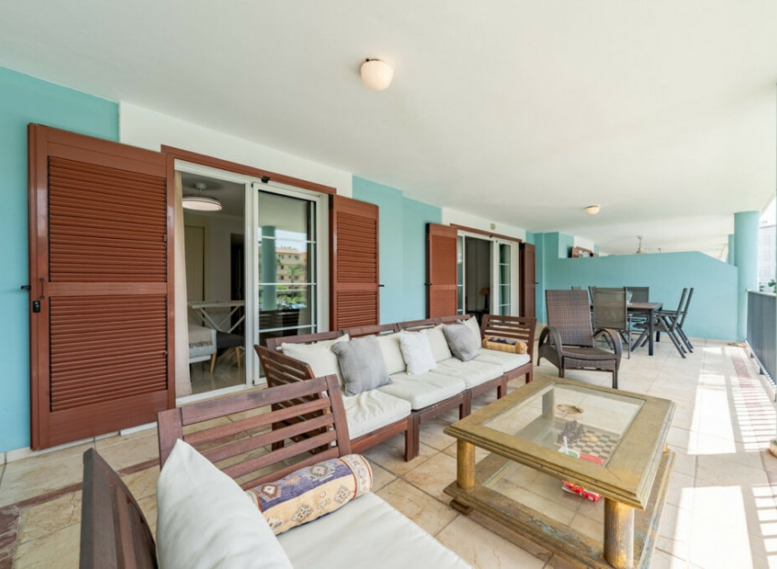 Resale - Apartment -
Sotogrande Marina