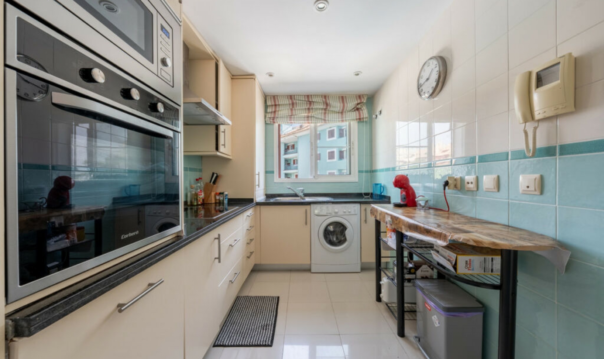 Resale - Apartment -
Sotogrande Marina