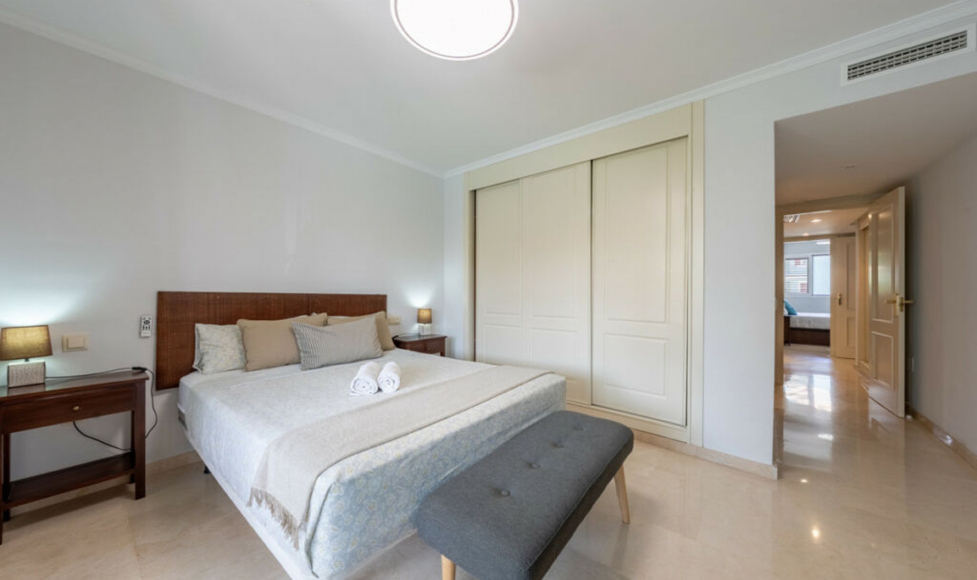 Resale - Apartment -
Sotogrande Marina