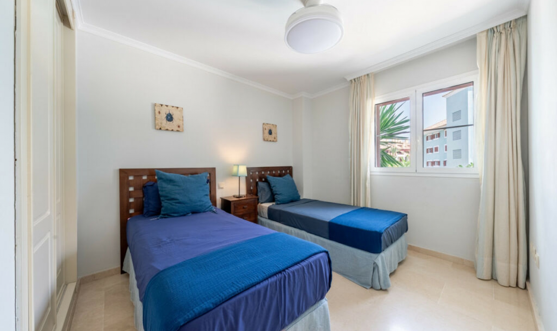 Resale - Apartment -
Sotogrande Marina