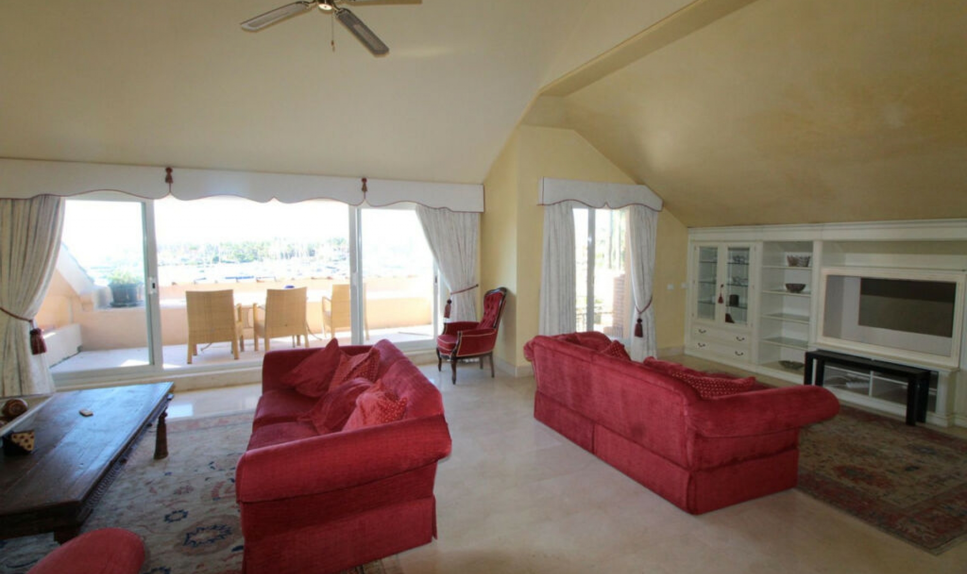 Resale - Apartment -
Sotogrande Puerto