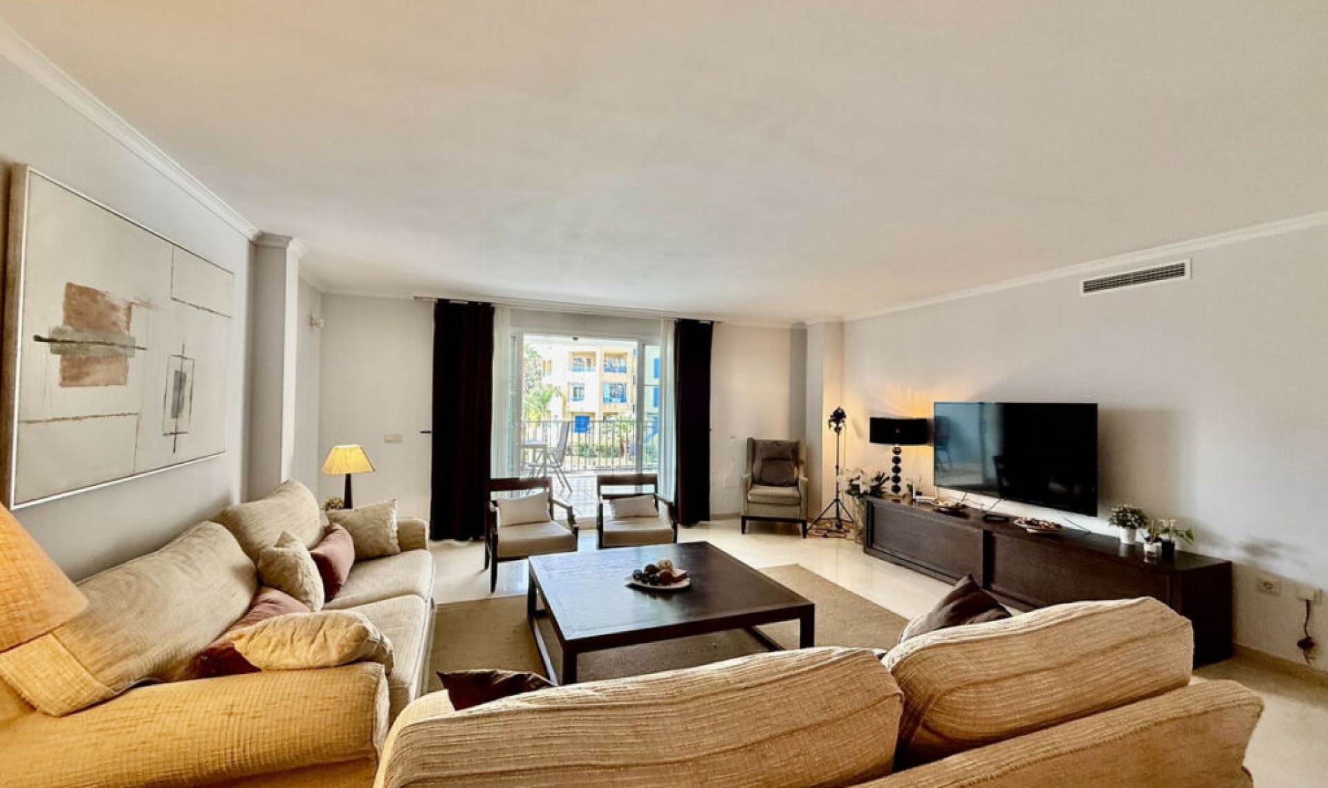 Resale - Apartment -
Sotogrande Puerto