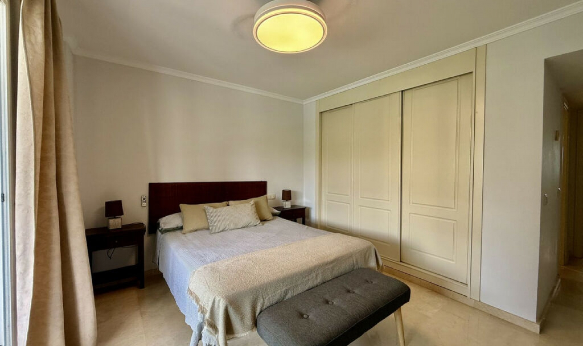 Resale - Apartment -
Sotogrande Puerto