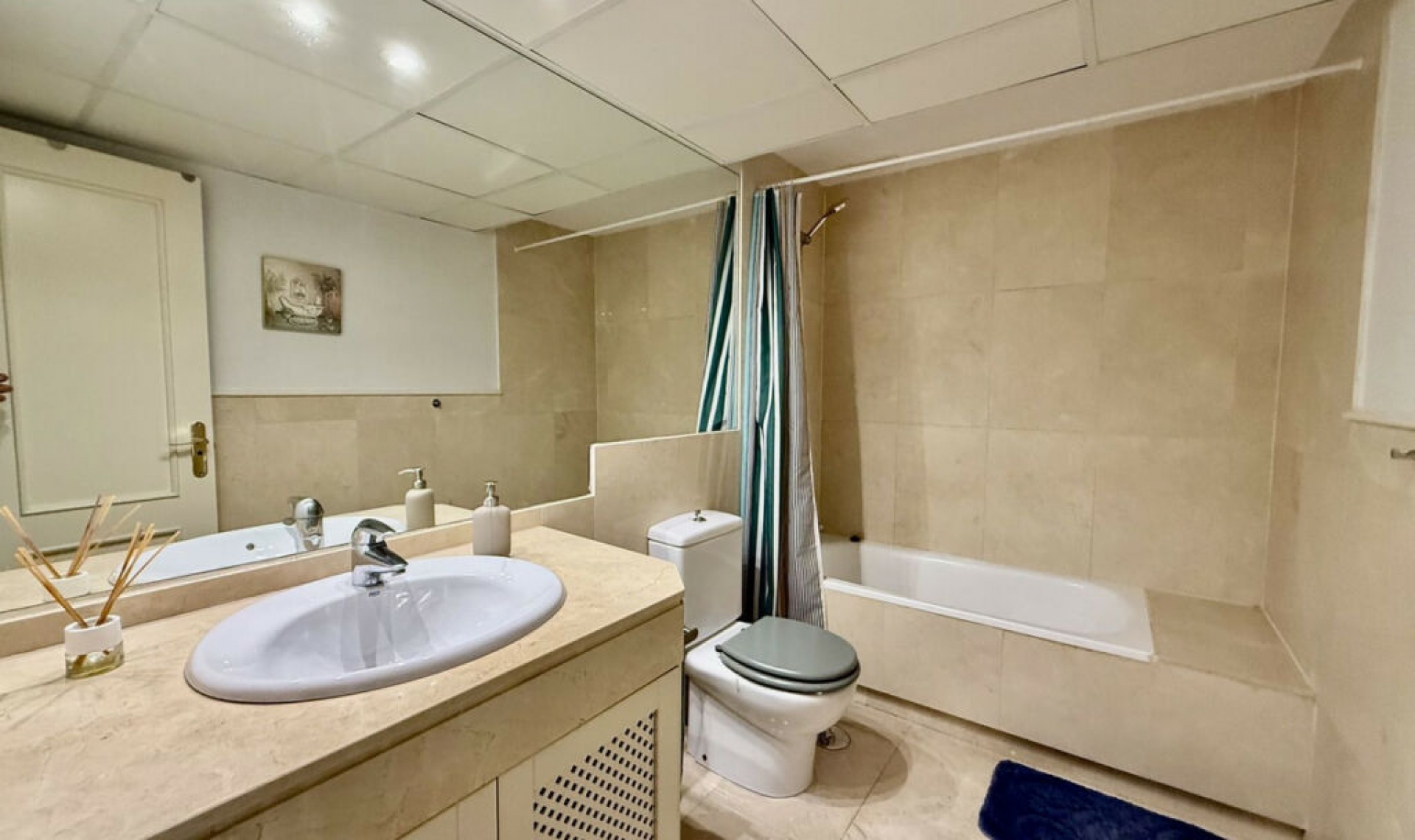 Resale - Apartment -
Sotogrande Puerto