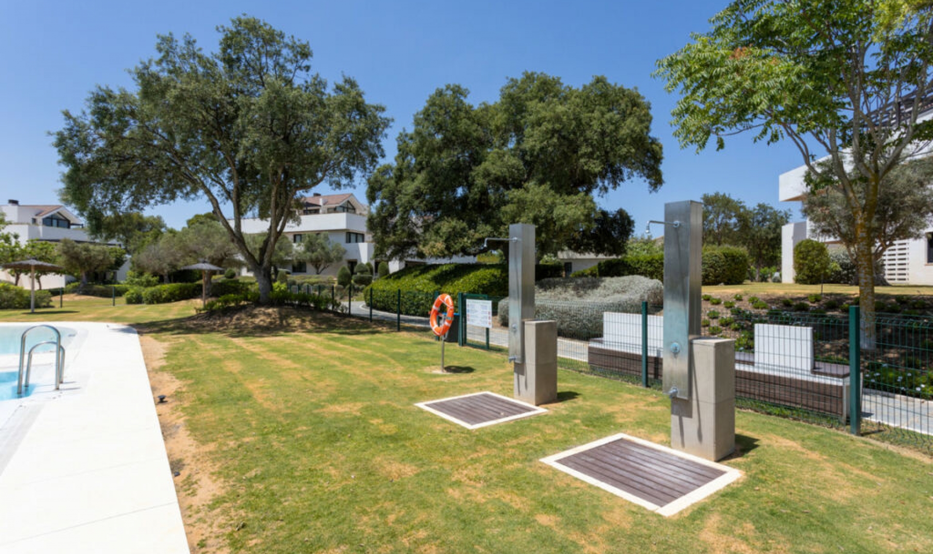 Resale - Apartment -
Sotogrande