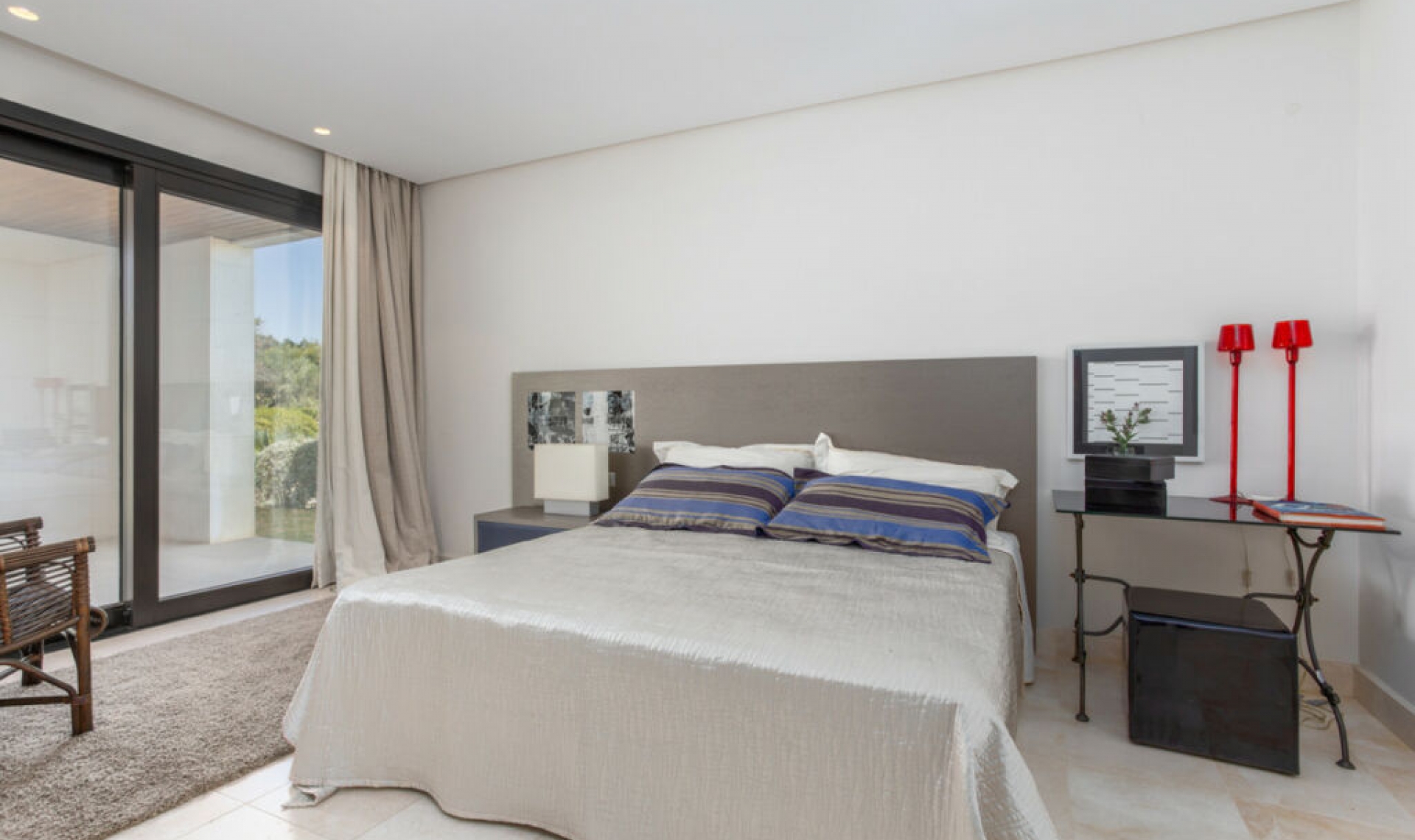 Resale - Apartment -
Sotogrande